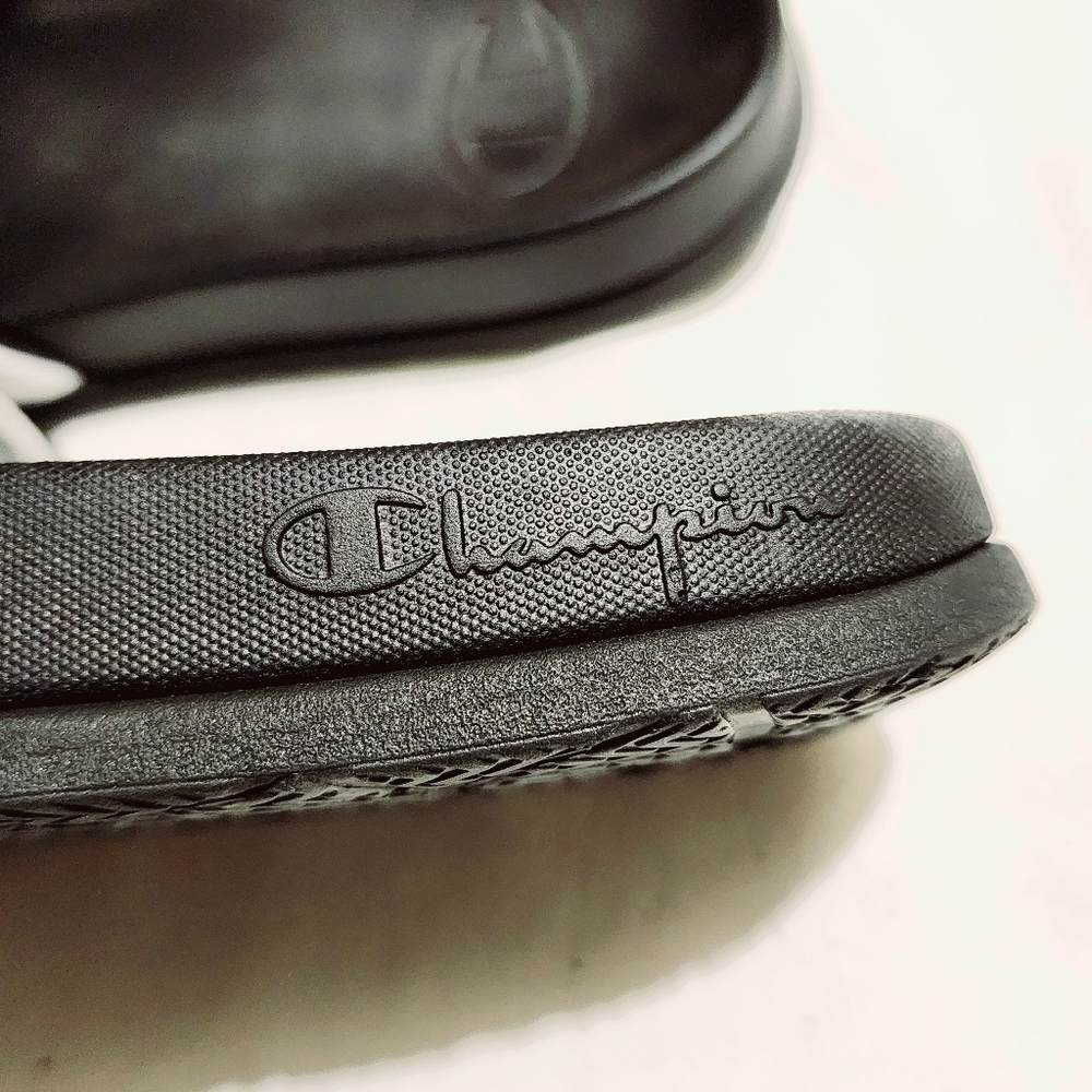 Champion IPO Love Squish Heart Slide Comfort Beach Slip-On Sz.8 - Picture 4 of 5